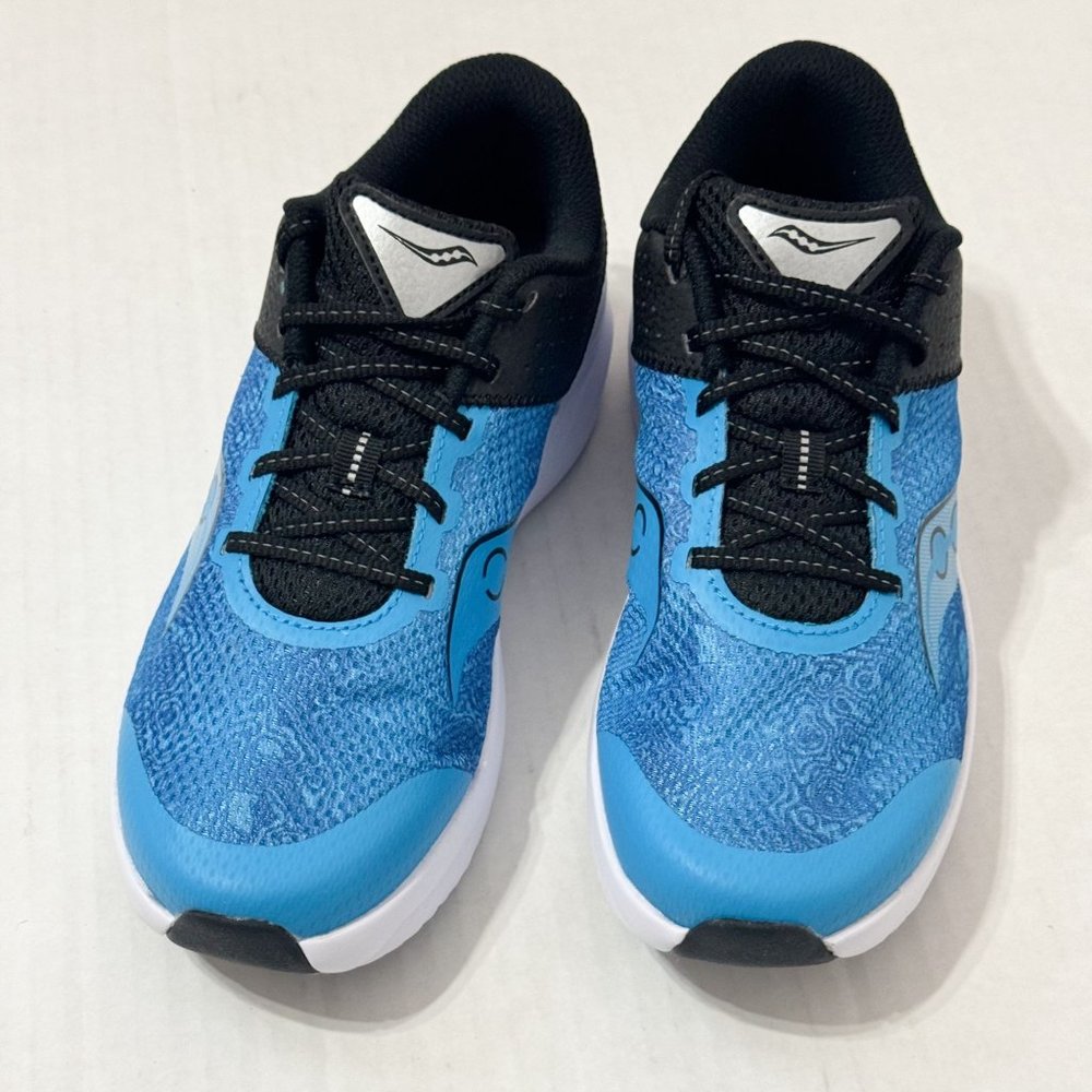 Saucony NWOB Sz 5 Blue/Black Unisex-Child Kinvara 14 Lace to Toe Sneaker